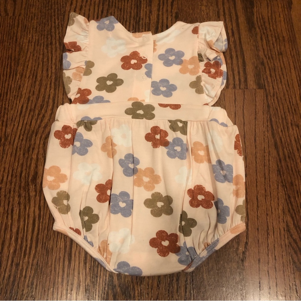 NEW | Angel Dear Floral Romper 0-3 months - Picture 4 of 9